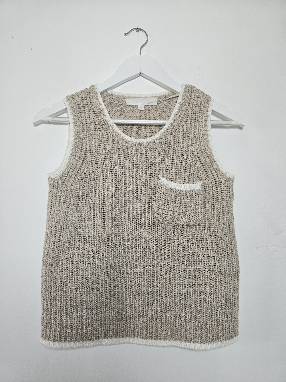 Adyson Parker Beige Scoop Neck Sleeveless Knit Top with White Trim
